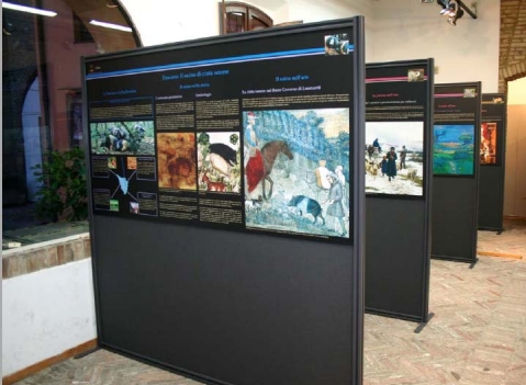 Pannelli espositivi: LINEA MACRO 