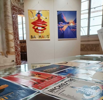 Parete espositiva autoportante modulare e bifacciale per pinacoteche e gallerie d'arte della LINEA OSTENDO foto produzione