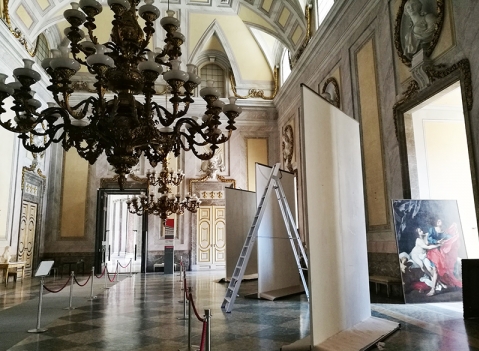 Parete espositiva autoportante modulare e bifacciale per pinacoteche e gallerie d'arte della LINEA OSTENDO