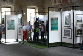 Parete modulare espositiva per composizioni autoportanti cm 120x250h. MD-PIN12