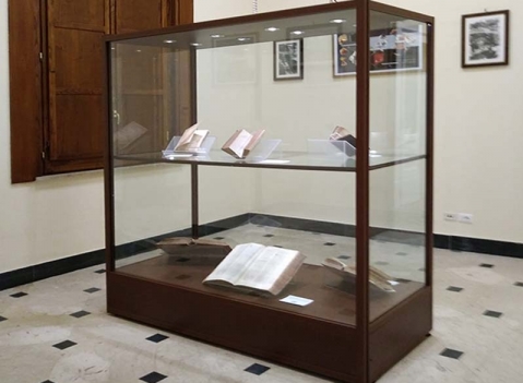Vetrine espositive per musei della linea Argurion Biblioteca Università Mediterranea di Reggio Calabria