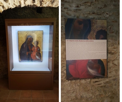 Vetrine espositive per musei della linea Theca